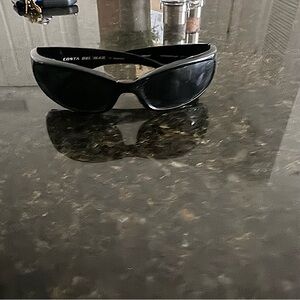 Men’s Oakley black sunglasses